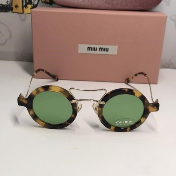 New Authentic Miu Miu Tortoiseshell Sunglasses with Green Lenses MU02V - Picture 9 of 13